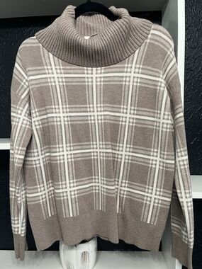 Max Studio Taupe and Cream Plaid Turtleneck Sweater